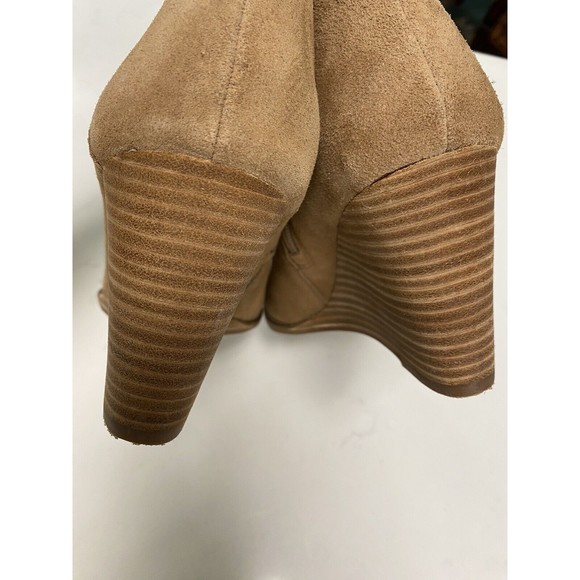 Lucky Brand Women’s size 9M Yakeena Tan Suede Leather Ankle Wedge Boots - Picture 10 of 16